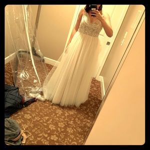 Maggie Sottero wedding gown - ivory